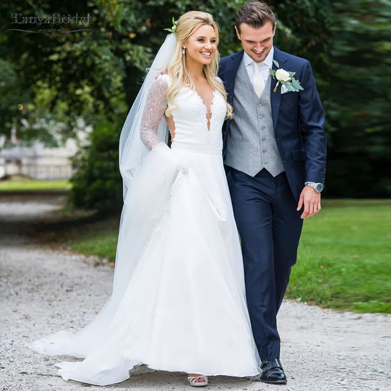 

Long Sleeve V-Neck wedding dress Satin skirts Lace Bridal gowns Vintage elegant Noivas DW284