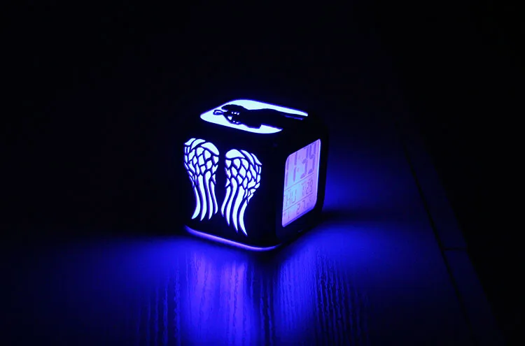 Современный дом Ходячие мертвецы Мода ТВ 3D Led маленький будильник для гостиной спальни украшения
