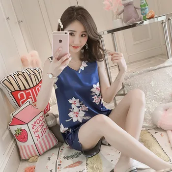 

Imitated Silk Pajamas Women's Summer New Style V-neck Sleeveless Vest Tracksuit Multi-Floral Set [with Chest Pad]