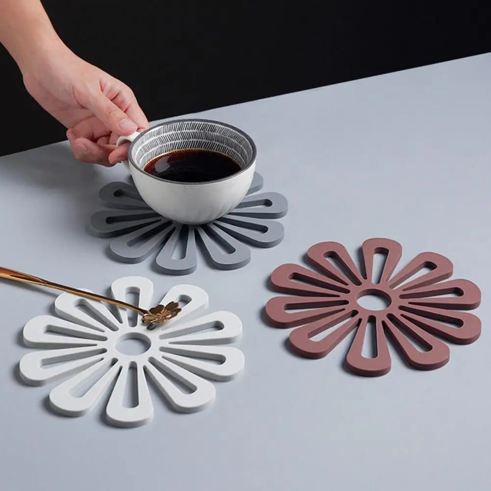 Silicone Mat Cup Coasters Flower Shape Heat Resistant Non-slip Hollow out Pot Pad Table Placemat Tableware Home Decor | Дом и сад