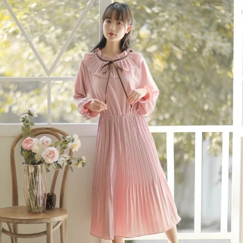 

No less than has a larger video 【 spot scene shooting 】 the niche characteristics of dress in France