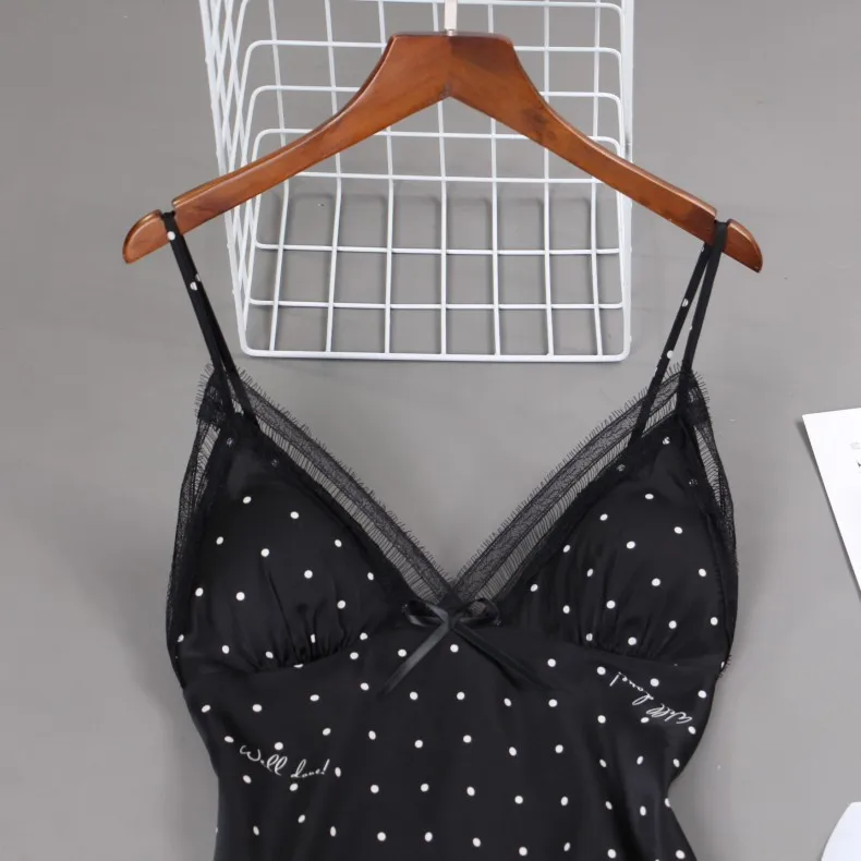 13731239777_1303615870