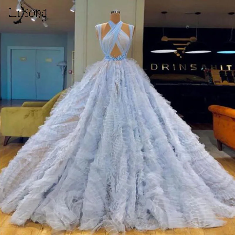 

Graceful Sky Blue Tulle Long Ball Gown Evening Party Dresses 2019 New Halter Arabic Princess Puffy Prom Gowns Vestidos de fiesta