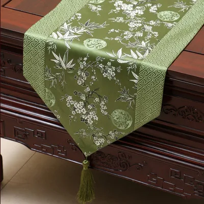 Chinese brocade fashion festive table flag simple pastoral tablecloth coffee plum flower bamboo table fabric table flag - Цвет: Светло-зеленый