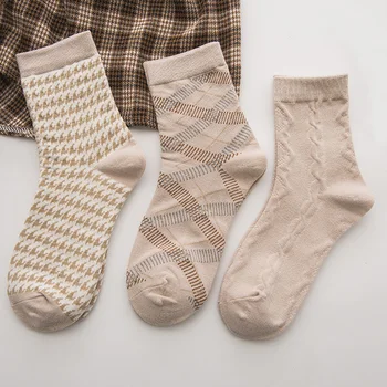 

Women Soft Cotton Socks Fashion Female Simple Style Print Socks Harajuku Vintage Socks For Lady Girl Spring Summer Beige