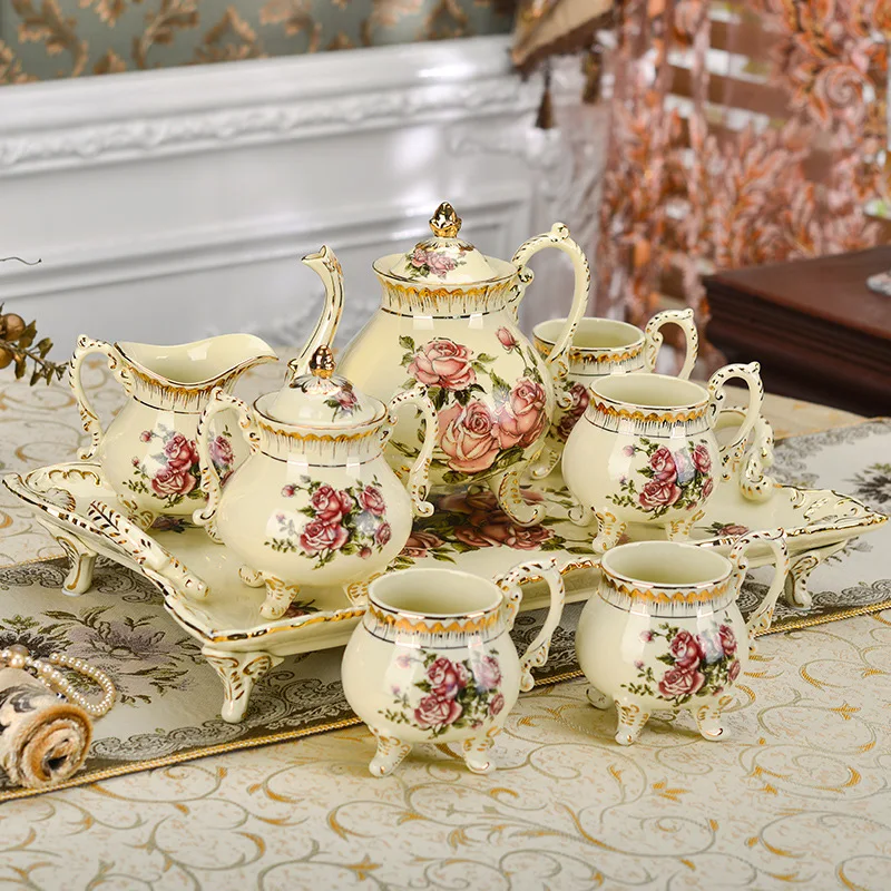 

Wholesale Currently Available European Style Ceramic Coffee Tea Set Small Gold Foil Top Grade Gift Crafts Ornament Coffee Set