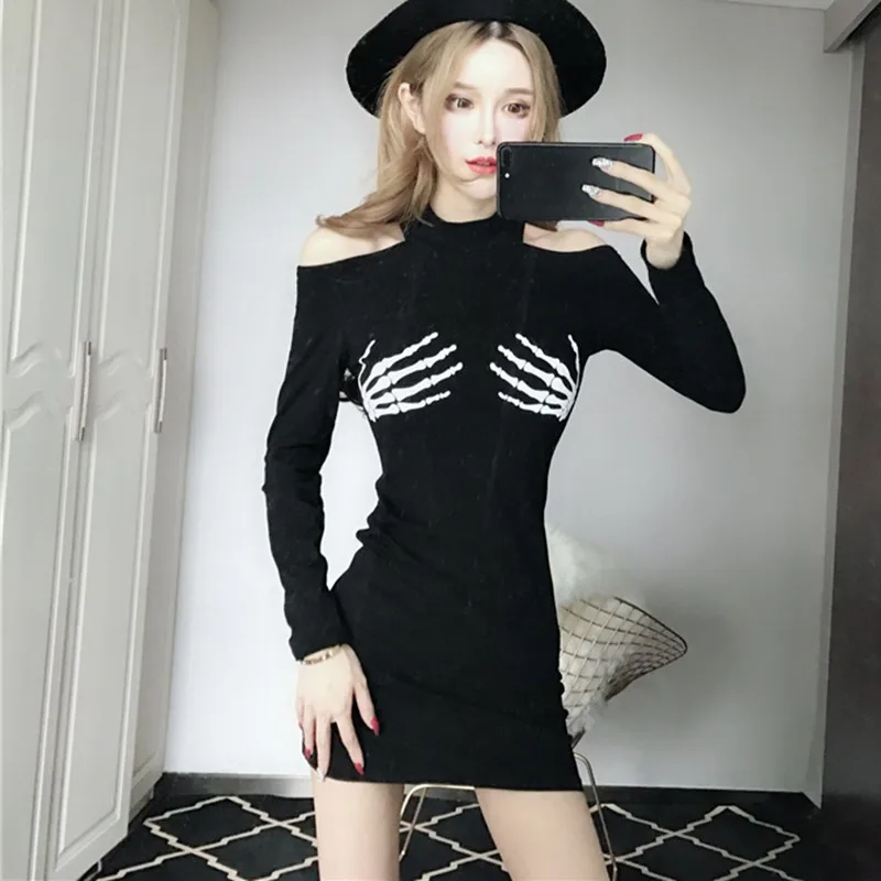 Вязаное платье 2019 Осеннее женское с лямкой на шее зимнее длинным рукавом