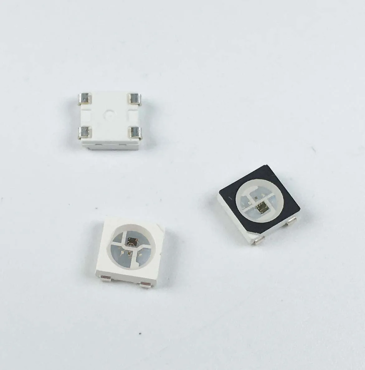 100 шт. DC5V WS2812B WS2812 5050SMD RGB полноцветный светодиодный Пиксели Адресуемых