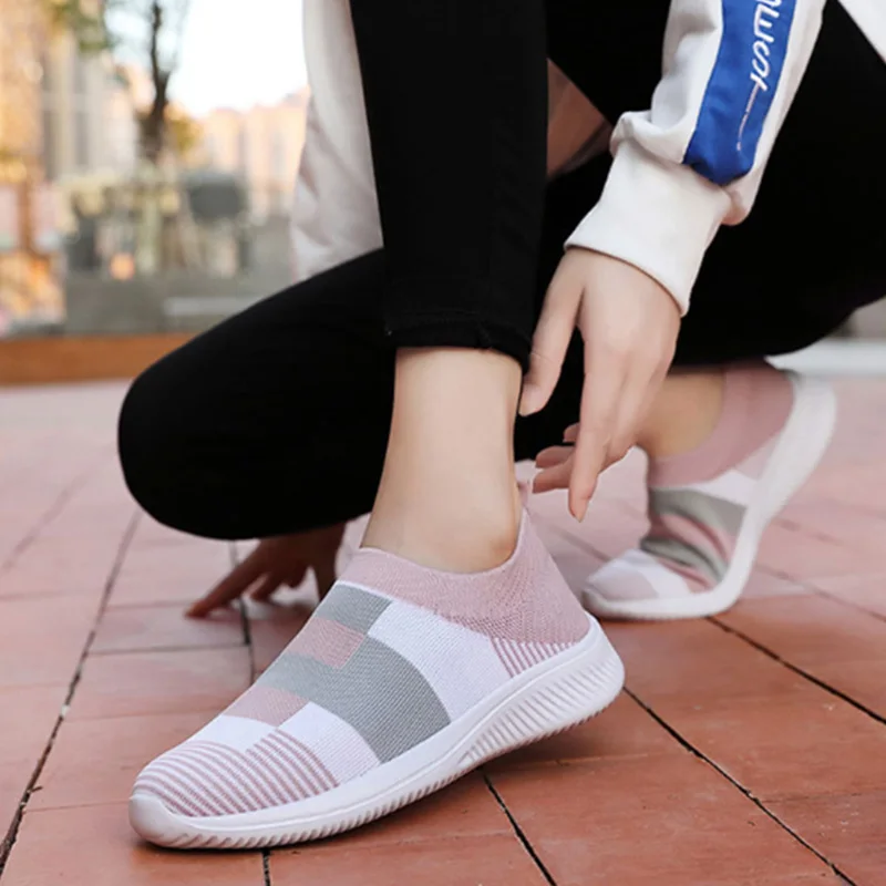 Vrouwen Casual Gevulkaniseerd Schoenen Vrouw Mesh Sneakers Vrouwen Gebreide  Platte Dames Slip Op Schoenen Maat 42 Feminino Zapatos|Sneakers voor vrouwen|  - AliExpress