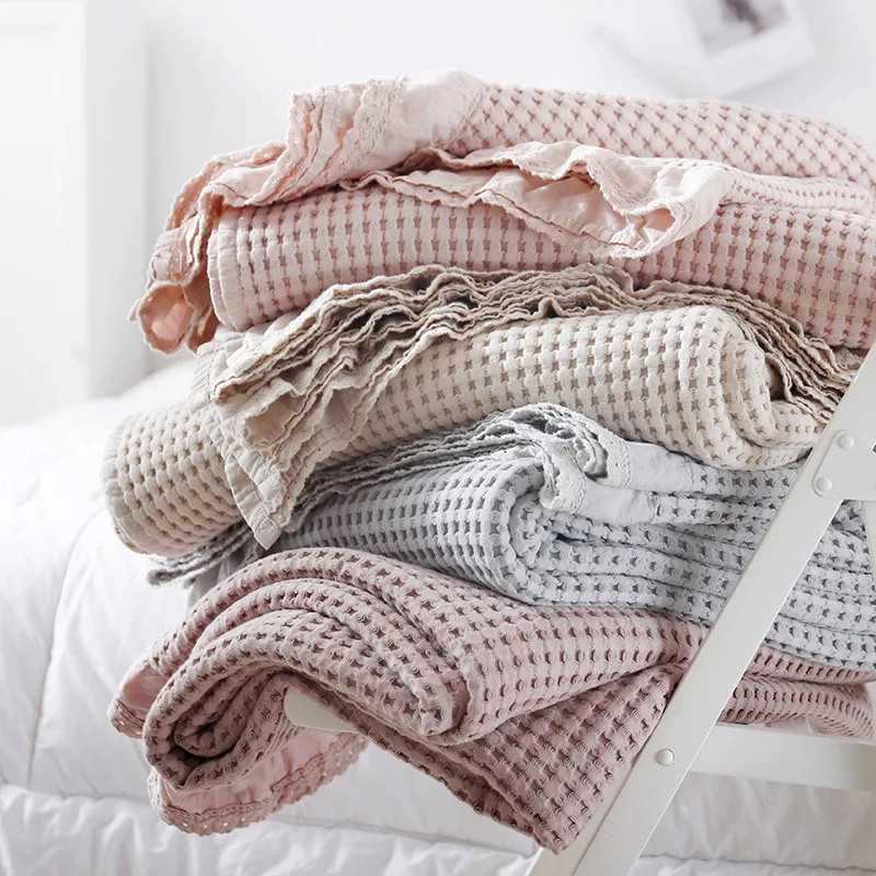 

100% Cotton Towel Blanket Waffle Bedspread Plaid Blanket Thin Throw Blanket Soft Breathable Lace Blanket
