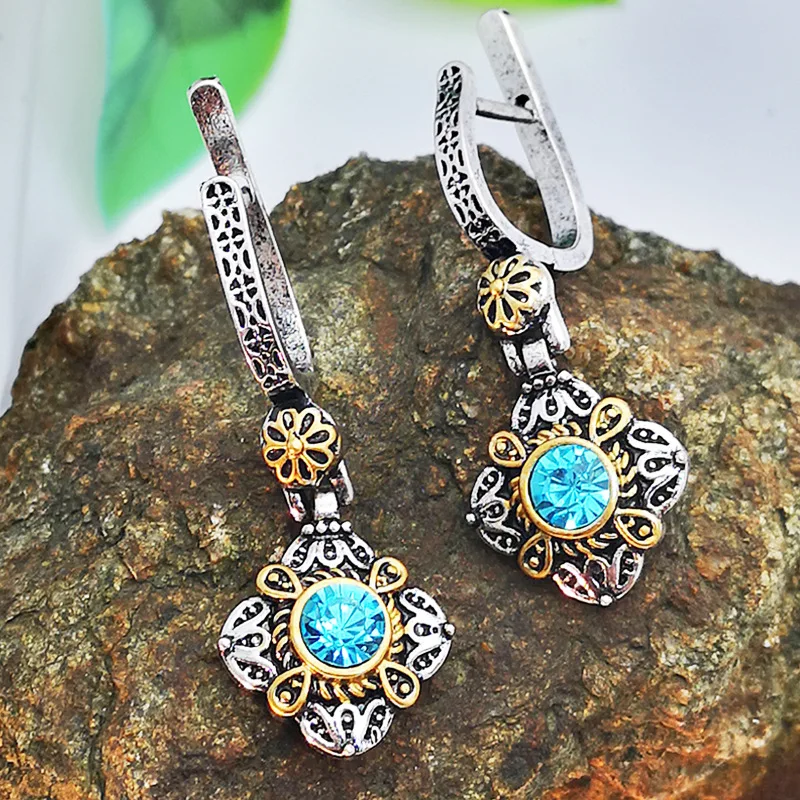 10773765603_731362266