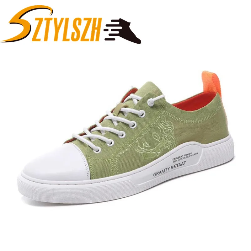 New Men Embroidery Little White Shoes Light Classic Fashion Casual Shoes Men Sneakers Sports canvas shoes Zapatos De Hombre