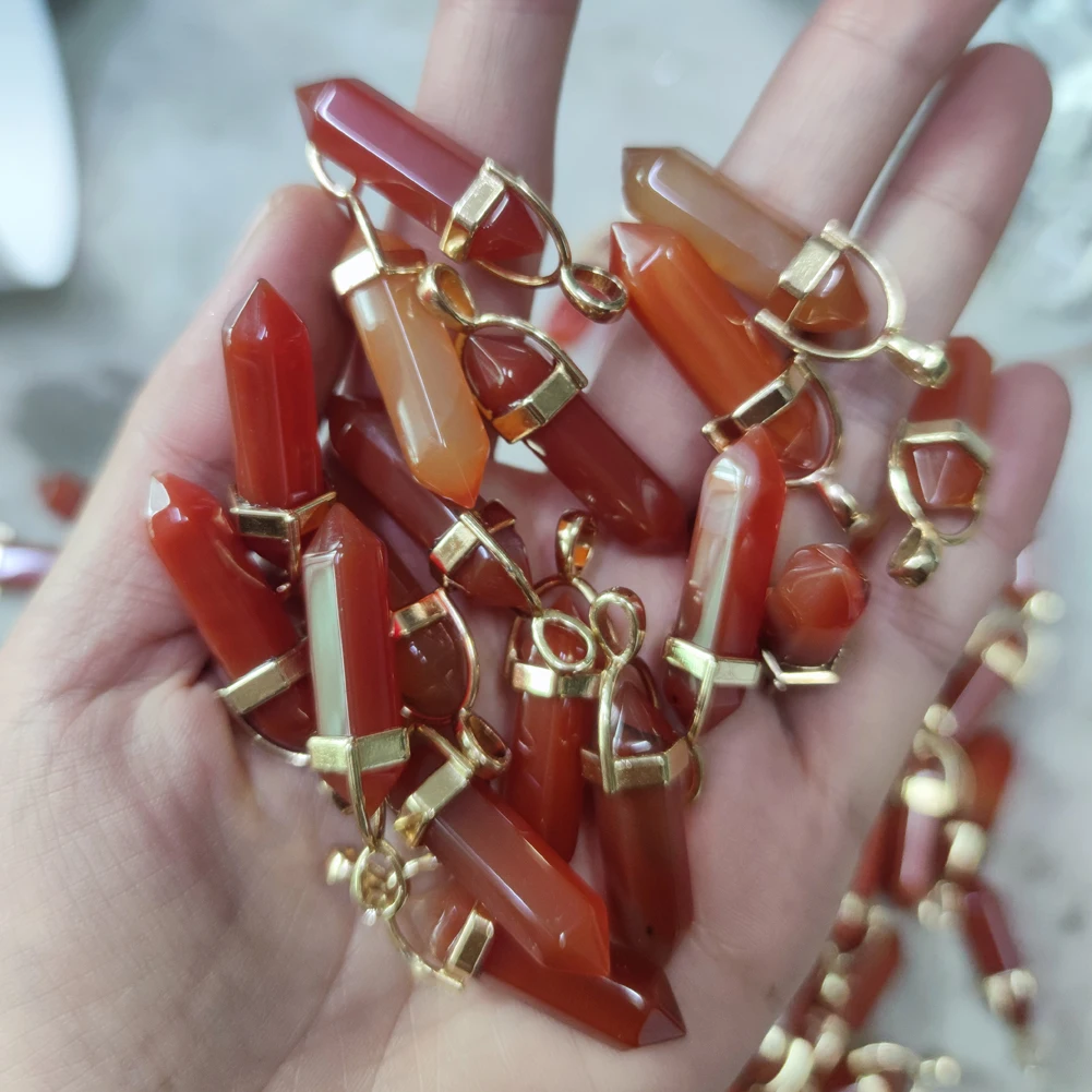 

50/100pcs Gold Top Carnelian Pendants Hexagonal column Natural Stone Red Agates Pillar Necklace Pendant For Whoelsales