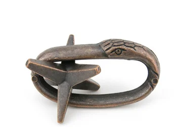 

Classic Metal IQ Teaser Cast Puzzles Game Brain IQ Bicycle lock Shekou escape Ox head buckle Toys for Adults Children Enlighten