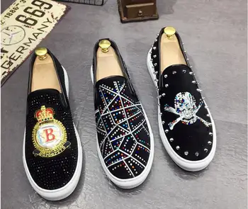 

New Dandelion Spikes Flat Leather Shoes Rhinestone Fashion Men embroidery Loafer Dress Shoe Smoking Slipper Casual Diamond 1310
