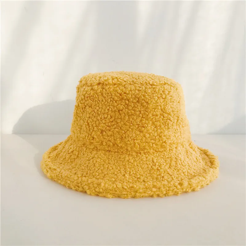 Yellow Зимние шапки из искусственного меха для женщин и девушек, модная однотонная утолщенная мягкая теплая шапка для рыбалки, уличная Женская плюшевая шапка - Цвет: Yellow