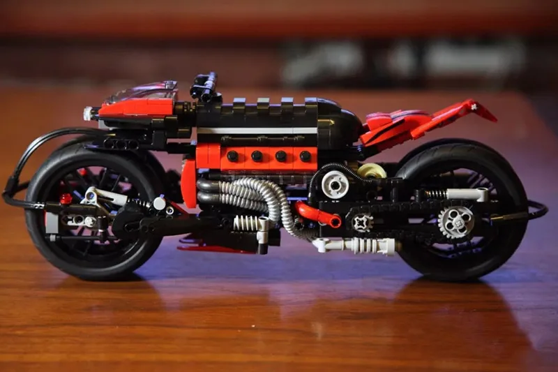 680 шт. XINGBAO строительные блоки XB-03021 MOC Lazareth LM847 легое техника Сокол мотоцикл модель детских игрушек Кирпичи 4px To DE