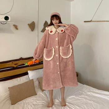 

Winter Women Cute Flower Embroidery Pajamas Thicken Autumn Girls Sweet Loose Long Pyjamas Homewear Suit Coral fleece Night-robe