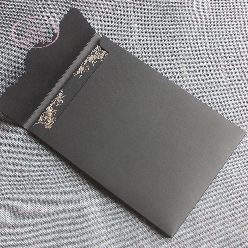 HI1156-01 Custom Black & White Hardcover  Wedding Card with Silver Foil and Acrylic Invitation with Black Letters Made in China