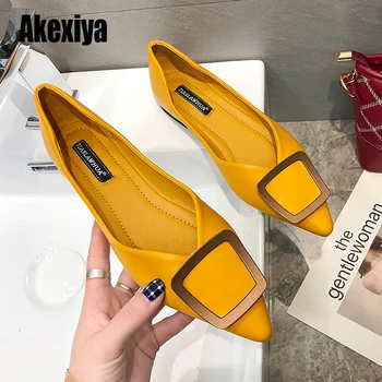 

Spring Autumn Flats Fashion Pointed Toe Fresh Color Office Lady Weekends Slip On Loafers Women Flat Heel Driving Shoes s148