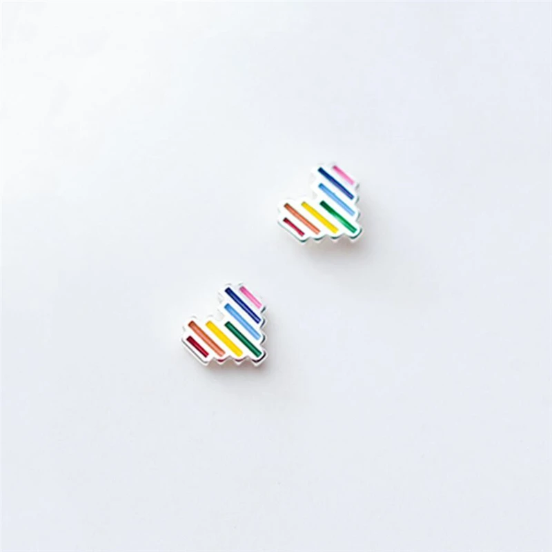 Модные женские сережки-гвоздики с изображением сердца радуги из 925 пробы серебра SEA607