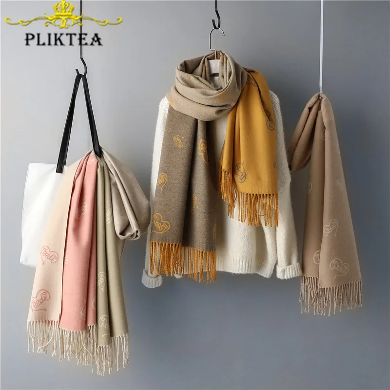 

2019 New Heart Letter Print Women’s Winter Scarves Wrap High Quality Cashmere Female Tippet Scarf Shawl Women Red Pashmina Stole