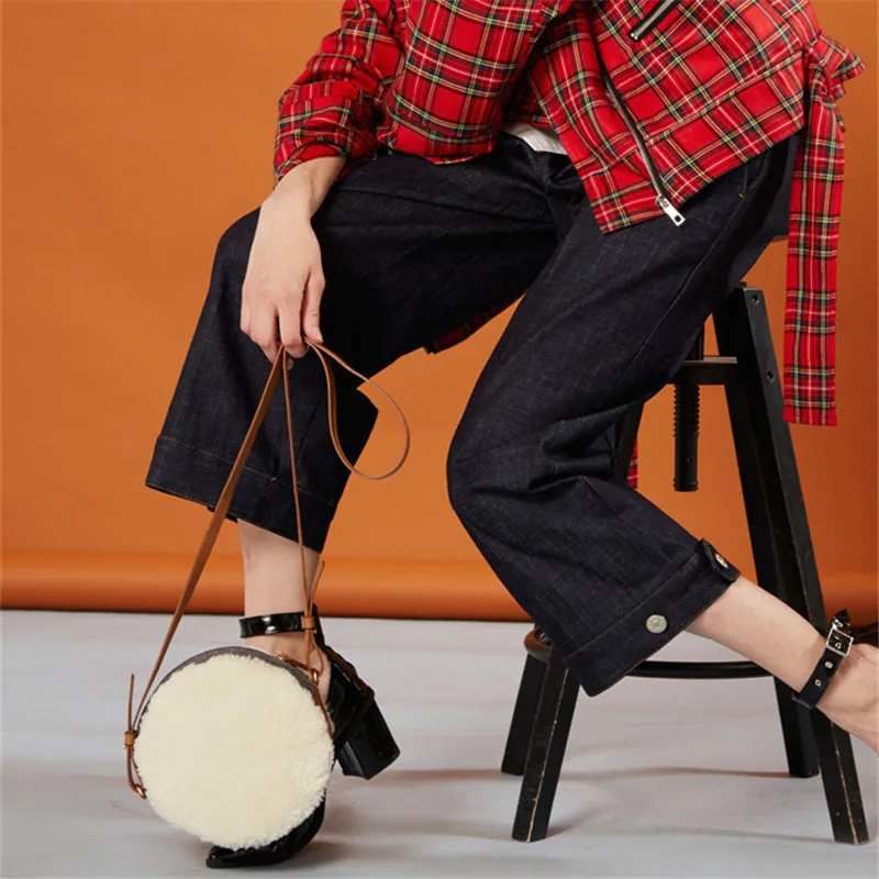 

Circle-Shaped Crossbody Bags For Women 2020 Fashion Runway Designer Faux Fur Shoulder Messenger Bag Small Ladies Handbags