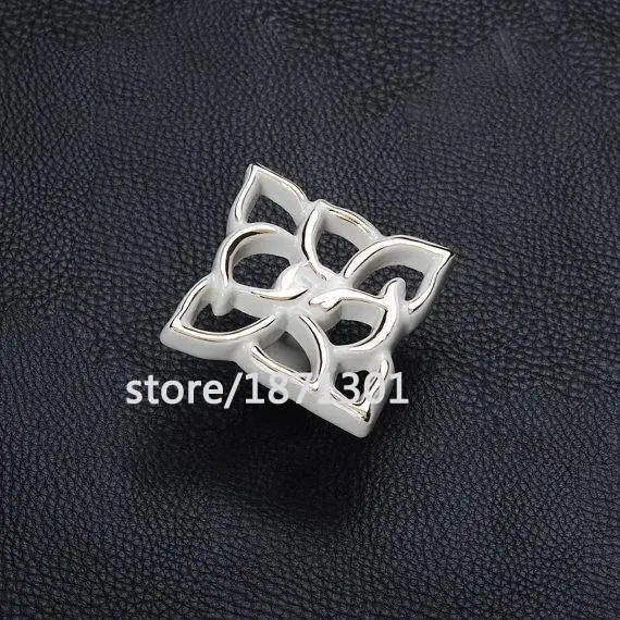 il_570xN.1300893148_ihj4