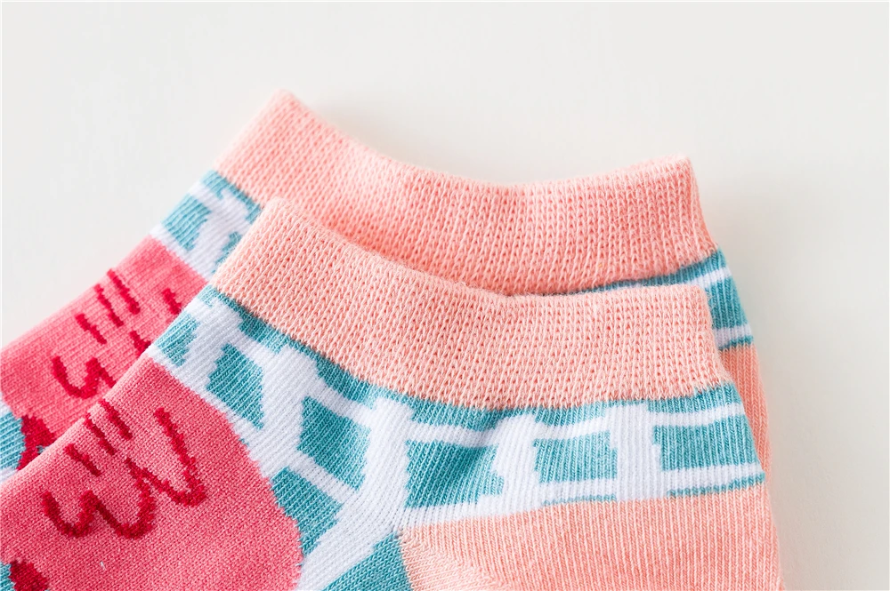 Neue kurze Söckchen mit Flamingo-Muster für Damen, bunt, Harajuku, lustig, Preppy-Stil, gestreift, Gittermuster – Detail 7