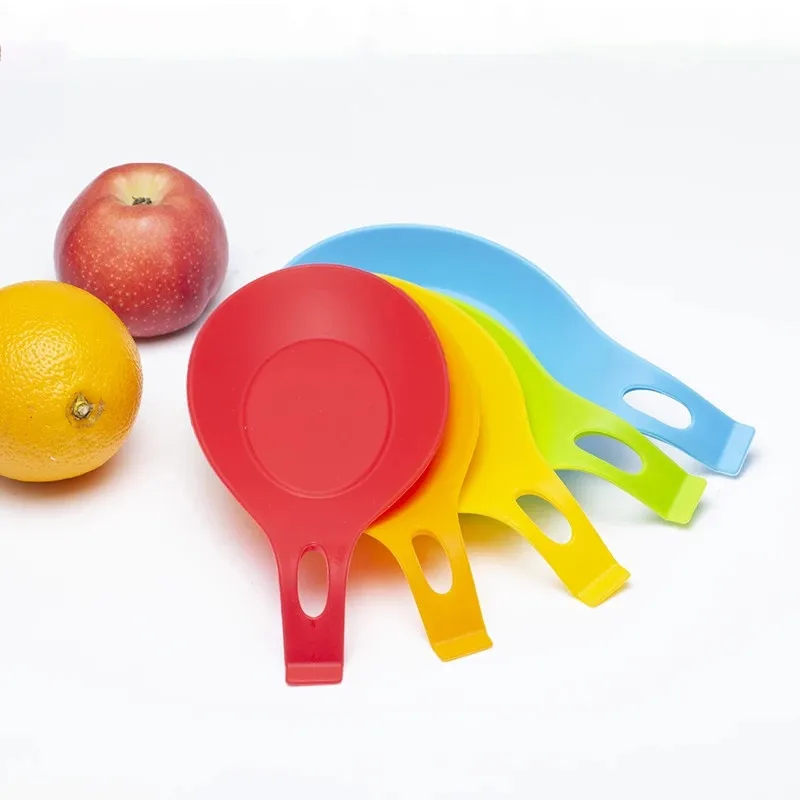 1ps Silicone Spoon Insulation Mat Heat Resistant Placemat Tray Spoon Pad Drink Coaster Kitchen Accessories