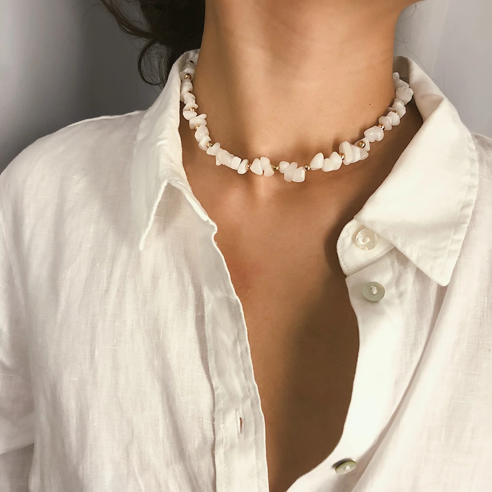 

Bohemian Women White Conch Clam Necklace Chips Shell Collar Choker With Extended Chain Choker Hawaiian Beach Adjustable Necklace
