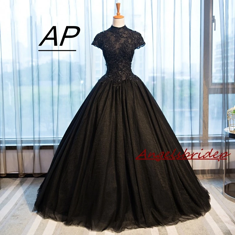 Puffy-Black-Lace-Quinceanera-Dresses-Tulle-Masquerade-Sweet-16-Dresses-Ball-Gowns-vestidos-de-15-anos_conew1