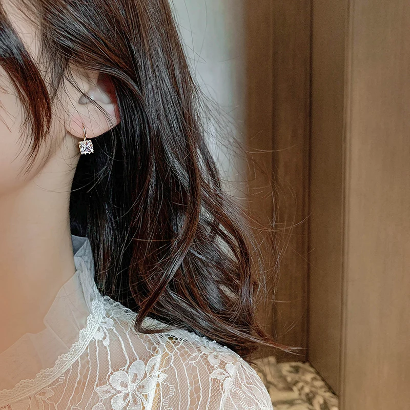 Pendant Earrings Geometric Earrings Simple Black White Irregular Polyhedron Pendant Small Earrings Korean Jewelry For Woman