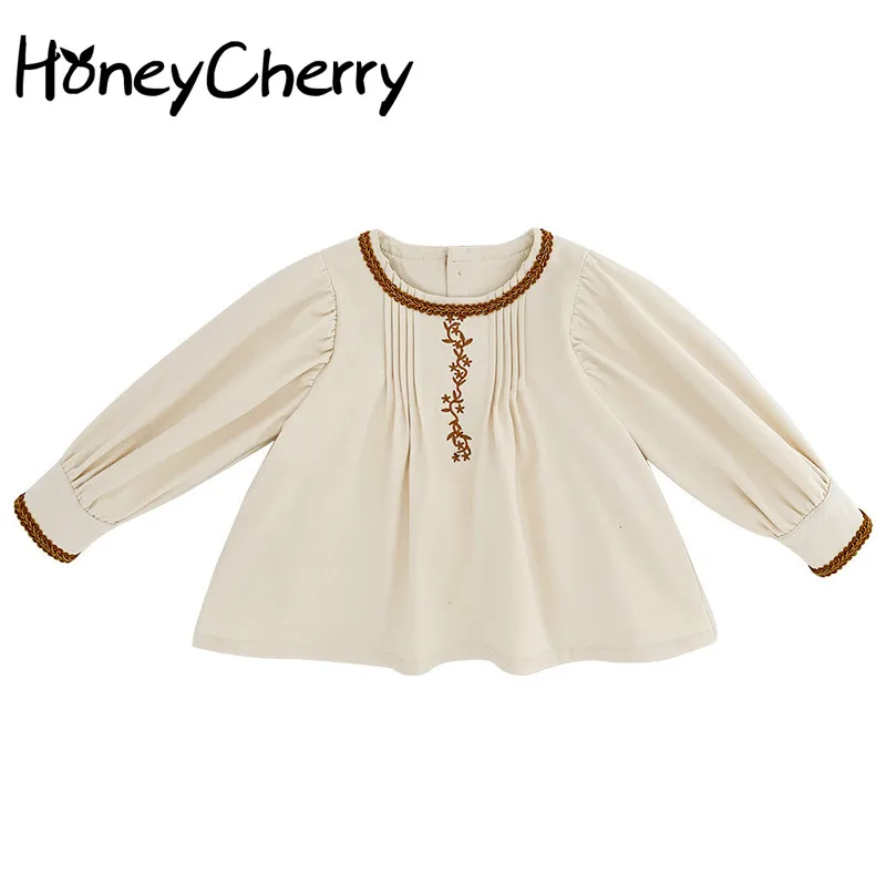 

Autumn New Girls Simple Delicate Loose Shirt Comfortable Vintage Embroidered Shirt long sleeve shirt