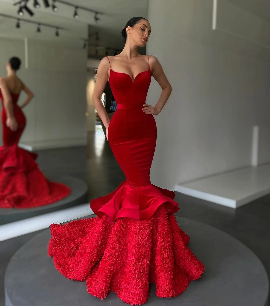 Maternity Photo Gown - Red