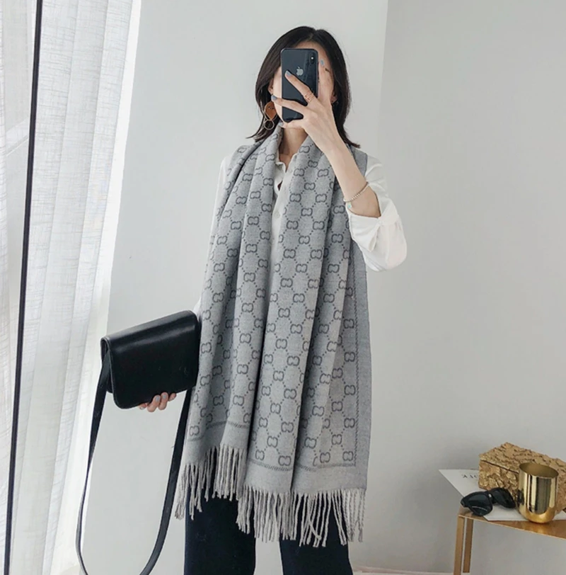 

Женский шарф с двойной буквой CC, имитация кашемира, высококачественный шарф, утепленная Двусторонняя шаль, теплое универсальное одеяло двойного назначения
