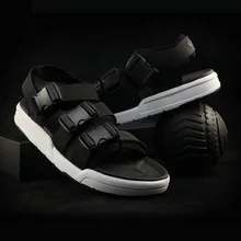 Новинка; сандалии с изогнутой пряжкой; мягкая подошва EVA; нескользящая спортивная обувь для отдыха; пляжная обувь для мужчин; сезон весна-лето