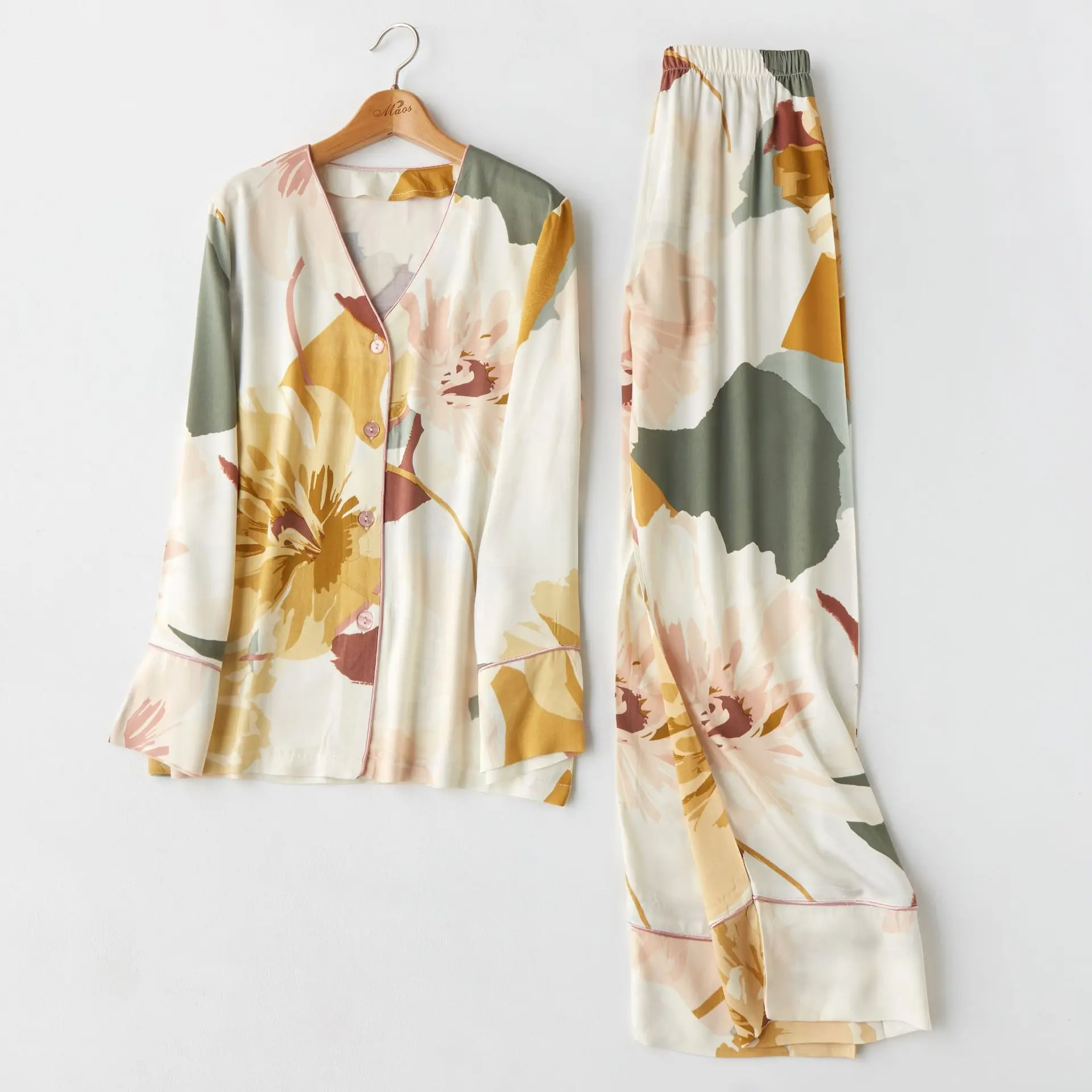 

2020 Spring New Women Pajamas Set Palm Leaf Printing Pijama Long Sleeve Pants Pyjamas Loungewear Sexy Sleepwear Home Sleep Suit