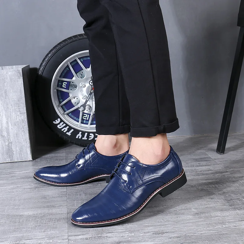 Blue REETENE Leather Italy Pointed Toe Mens Dress Shoes Lace-Up Wedding Party Shoes Men Classic Leather Men'S Suits Shoes Men Oxfords - Цвет: Blue
