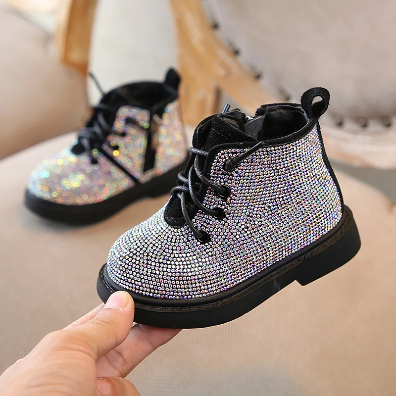 

Promotion children's shoes new winter princess rhinestone girls anti slip foot warmer Fashion Snow Martin boots 1-3 years old.