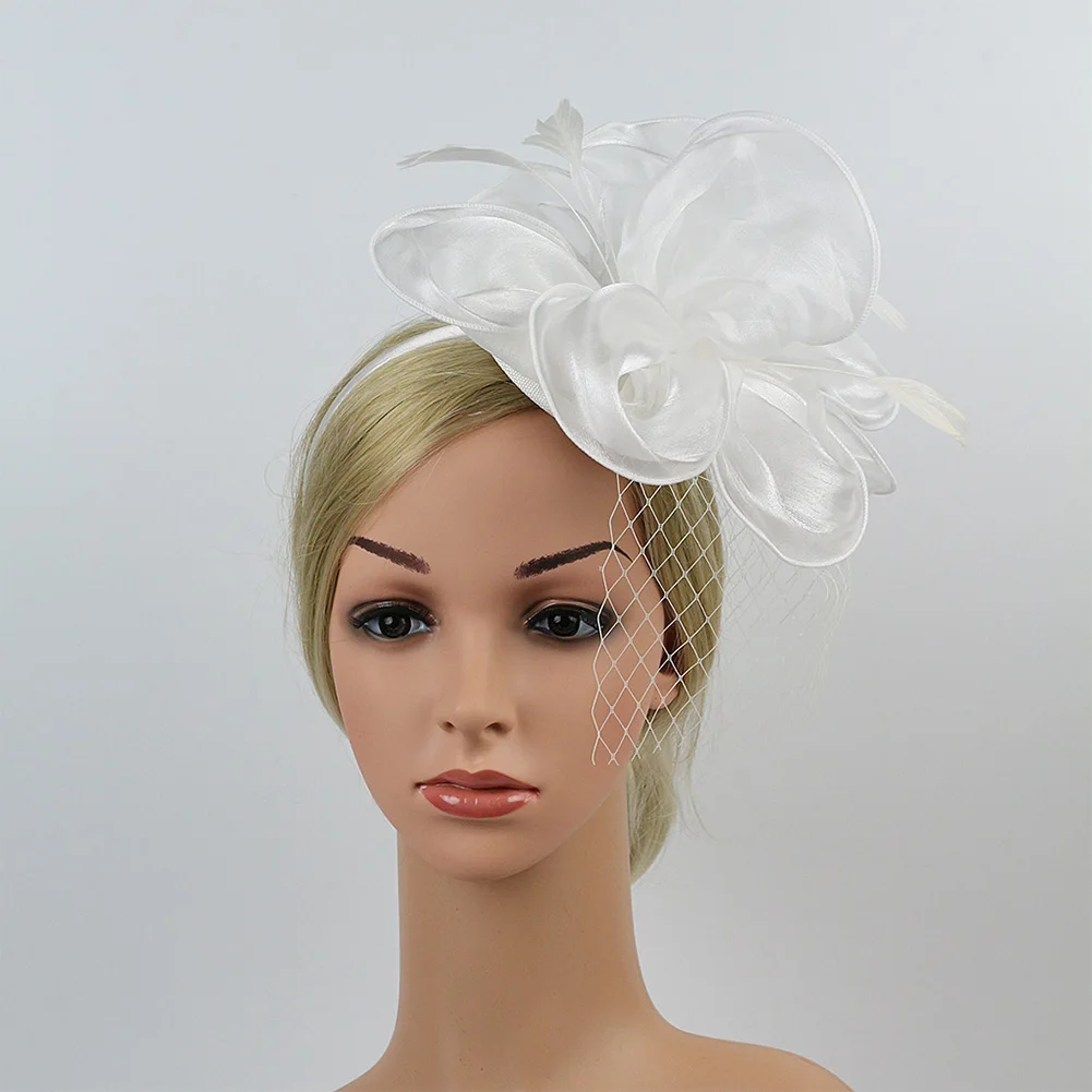 Женская свадебная повязка на голову с перьями, легкая одежда, органза, винтажный элегантный чай, вечерние, вуалетки, шляпа, церковная заколка для волос, сетка для невесты - Цвет: White