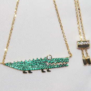 

Baoyocn Fashion S925 Sterling Silver Yellow Gold Color Green Zirconia Crocodile Animal Necklace adjust Chain Women Fine Jewelry