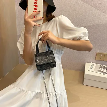 

Women PU Leather Crossbody Bag Crescent Shaped Lady Small Daily Shoulder Pouch Fashion Exquisite Shopping Bag