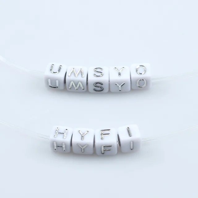 Shulemin 100 Pcs Spacer Acrylic Beads Cube Alphabet Letter Bracelet Jewelry  Making DIY,Silver Letter Beads 