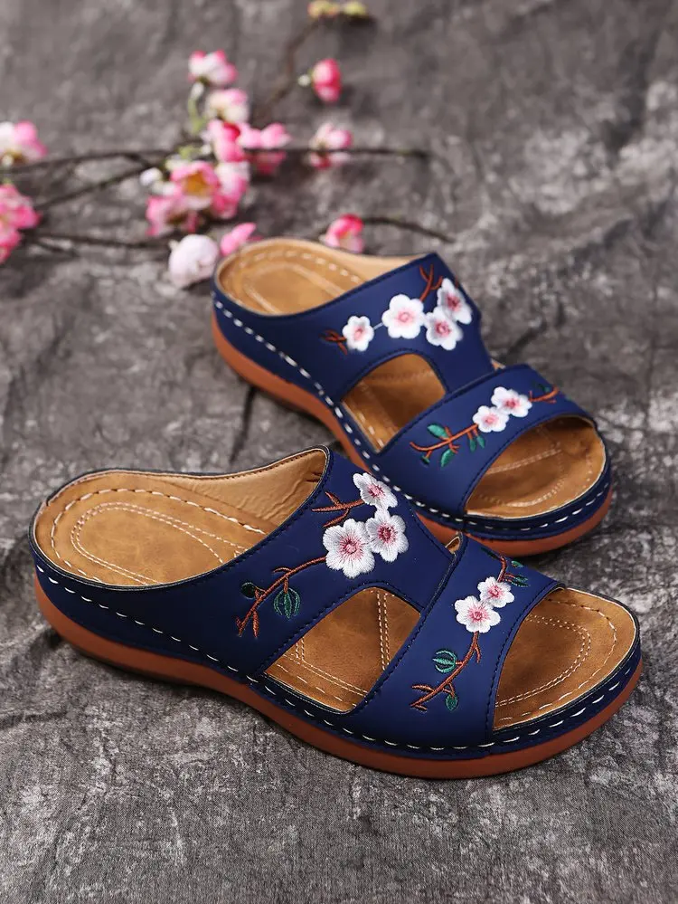 He61d2db86d9742ca9030566b85422a26Z Women Casual Sandals Comfortable Soft Slippers Embroider Flower Colorful Ethnic Flat Platform Open Toe Outdoor Beach Shoes