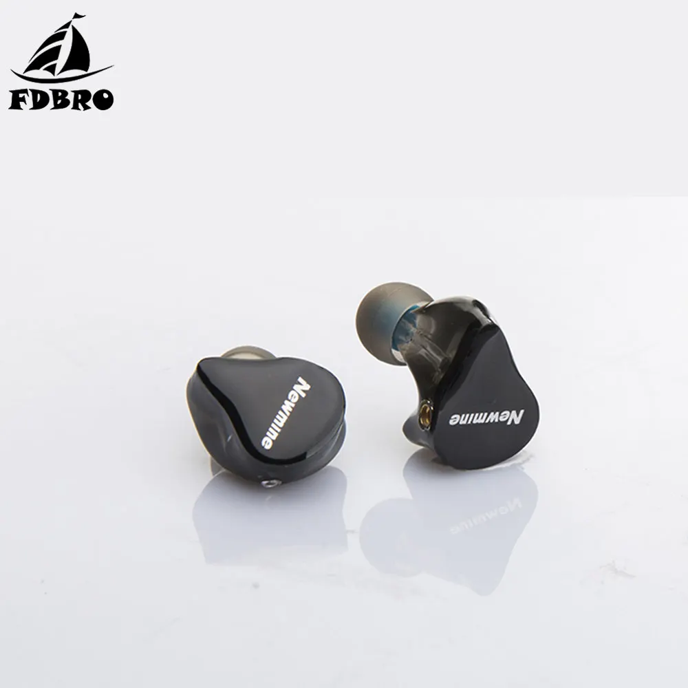 

FDBRO New Resin Earbuds Compound Diaphragm Hifi Earphone Stereo Monitor Sports Headset Replaceable 3.5mm MMCX Cable