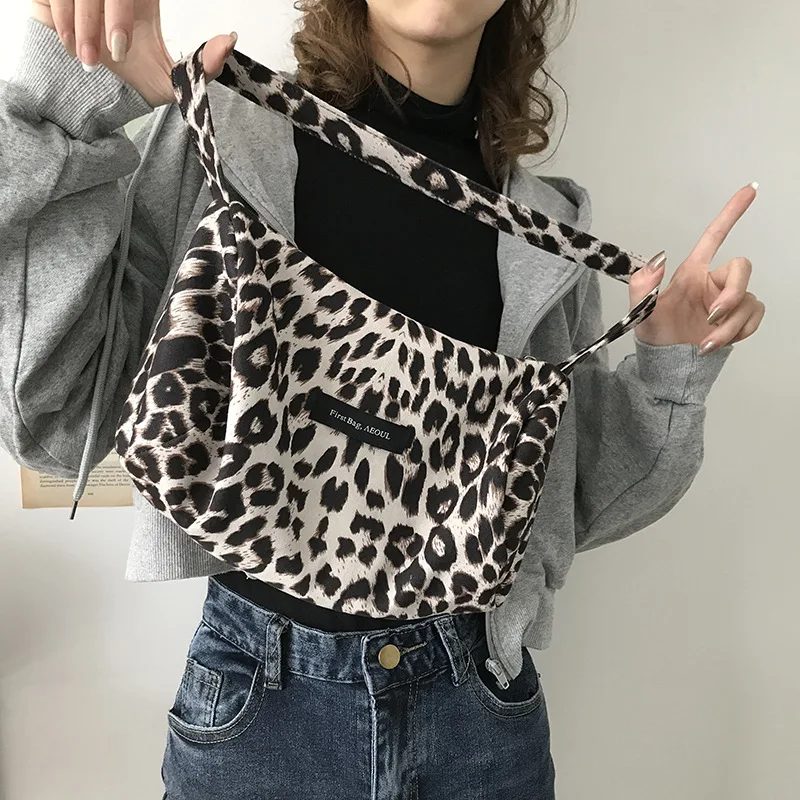 Jual Hylhexyr Leopard Print Tote Bag 