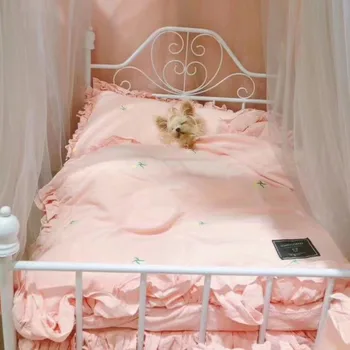 

Sticky rice with the same ins sweet cute doll bed pet kennel removable dog iron bed princess bed photo