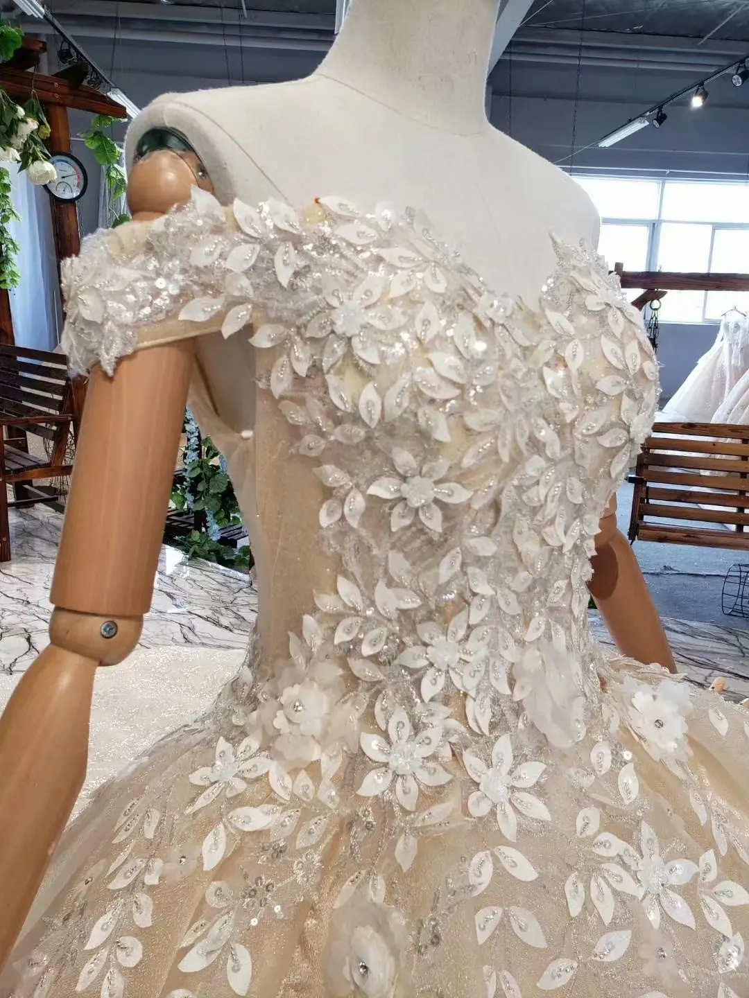 Vestidos De Novia Сексуальное Милое бальное платье Свадебные платья аппликация из цветов Alibaba на заказ винтажный халат атласный De Mariee