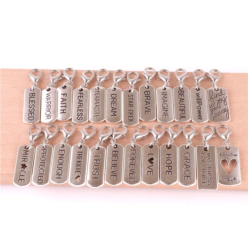 Смесь 24 шт. комплект с геометрическим рисунком слов металлическим украшением